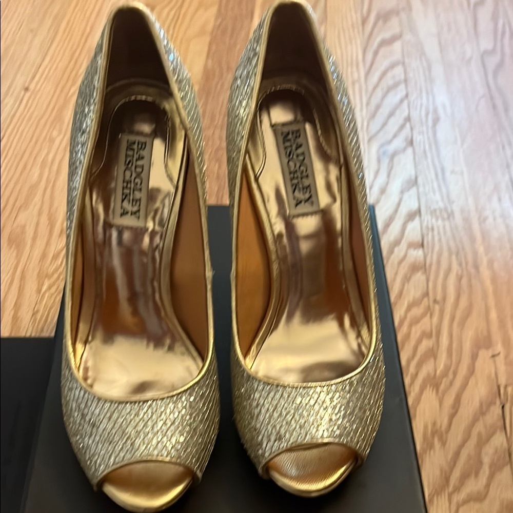 Badgley Mischka Glittering Gold Heels